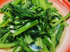 -半步颠小酒馆(繁花中心)