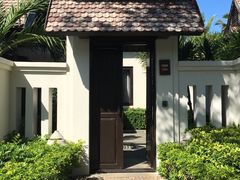 -三亚湾海居铂尔曼度假酒店