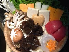 -湊湊火锅·茶憩(新中关购物中心店)