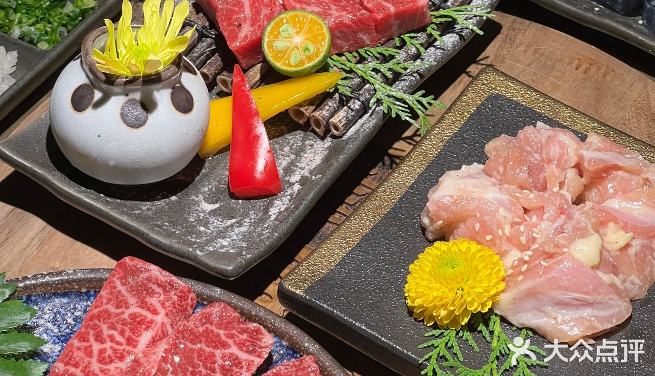 百吃不腻的五星日式烧肉，服务生颜值绝绝子，还有伴手礼