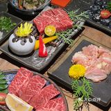 百吃不腻的五星日式烧肉，服务生颜值绝绝子，还有伴手礼
