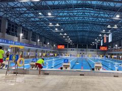 -奥冠体育华师附中恒温游泳馆