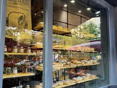 面包甜点陈列柜-面包谷Grains n' Beans(九号公馆店)