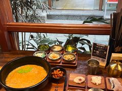 -银米·云南传统过桥米线(双廊黑金冠店)