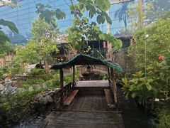 -花溪雨·森林餐厅(石基店)