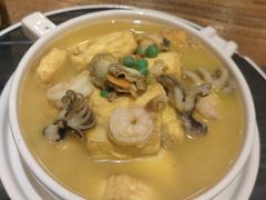 -东来菜馆•手抓海鲜家常菜•海鲜锅贴(鸽子窝店)