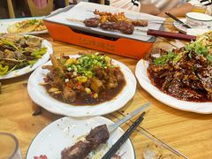 -亿牌牌东北烧烤(怀特店)