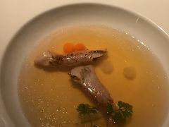 -弦月窗LUNETTE BY AMANDA(复兴路店)