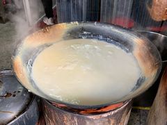 -云南大锅豆浆店