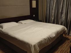 -上海徐汇瑞峰酒店