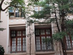 -香港大学