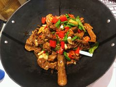 -丹江口渔村·湘味厨房(桃园店)