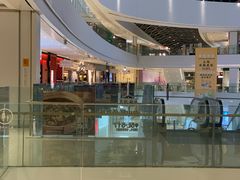 -LuOne凯德晶萃广场(徐家汇路店)
