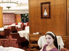 -深圳富苑皇冠假日套房酒店