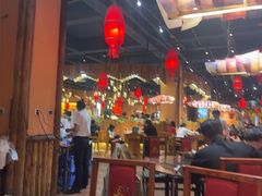 -老滇山寨•云南特色菜•地方菜•民族风情歌舞表演(金碧店)