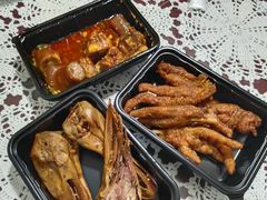 -久久丫鸭脖(金鸡湖欧尚店)