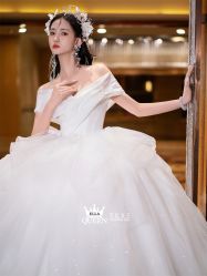 点击看大图 -艾拉·女王婚纱礼服馆