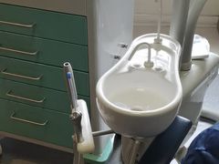 -上海仁爱医院口腔科 · 种植