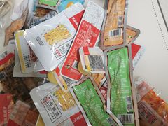 -良品铺子(五角场万达店)