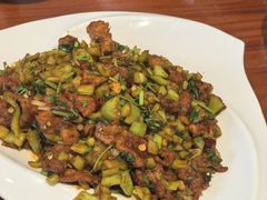 怪味牛柳-恩宏德餐馆(平山道店)