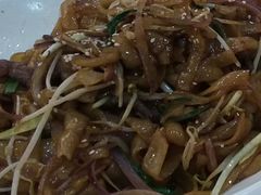 炒牛河-伍湛记 · 广州老字号(龙津中路店)