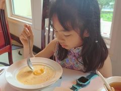 -晶荷轩(香港迪士尼乐园酒店)