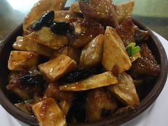 钵仔榄角芋头锔骨-华珊私房菜