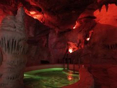 -泉城欧乐堡戏水湾艺术养生温泉