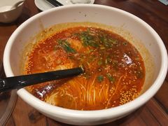 四川担担面-翡翠拉面小笼包(岭南新天地店)