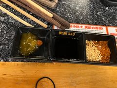 -赞酱川式烤肉(蜀都万达店)