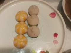 -翡翠小城·海鲜豆捞·广式点心(老佛爷店)