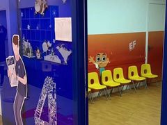 -英孚教育青少儿(银盆岭万达广场店)