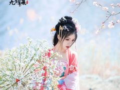 -九月鹰飞汉服摄影工作室