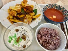 -轻蔬不用等·素食(江苏路店)