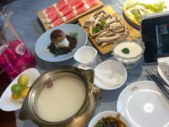 -慢丽江·云南野生菌土鸡锅(付家庄店)