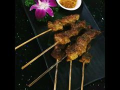 -万岁料理回转寿司(华贸店)