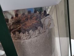 -山与蓝·轻糖鲜果蛋糕(勒泰店)