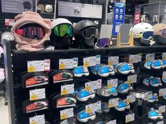 -迪卡侬(环球港店)