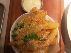 -阿妮叶李(光谷世界城店)