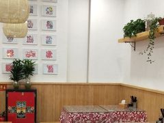 -秦香陕西食府(华贸天地店)