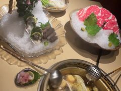 -余欢领鲜火锅(新街口店)