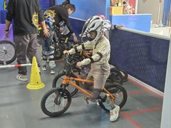 -八爪矩阵极限运动馆·儿童平衡车·感统训练(南海子公园校区)