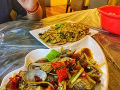 -覃记海鲜美食餐厅