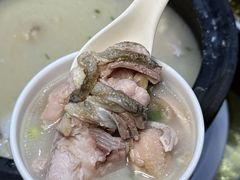 -土砂锅生态山庄·非遗砂锅雅鱼