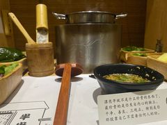 -独食火锅·半米屋台(直营总店)