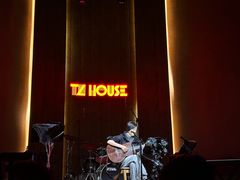 -TZ House音乐现场(来福士中心店)