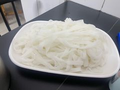 -周良天山牛杂城(天山路总店)