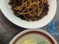 -珠宝街老左杂酱面馆