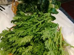 -鲜入围煮花胶鸡海鲜火锅