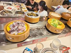 -龍歌自助小火锅(市南金茂湾店)